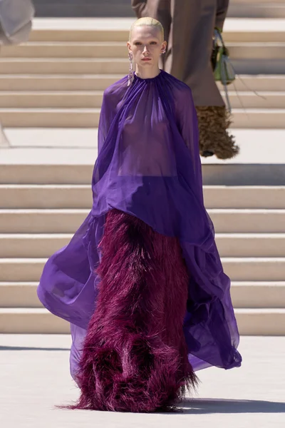 Look 20